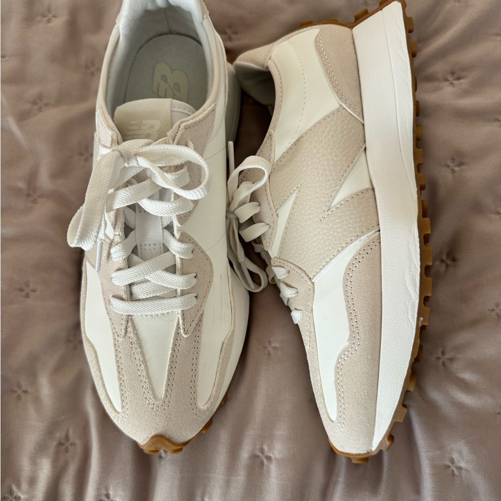 New Balance Women's White and Tan Sneakers